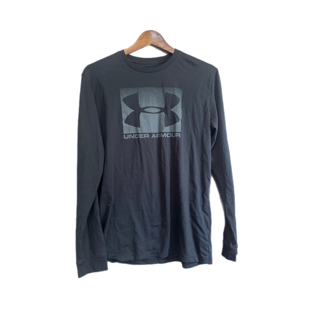 Under Armour Long Sleeve Shirt Mens Medium Black Excellent HeatGear Graphic